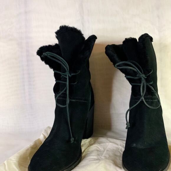 Ugg Jerene Boot Black Size 7.5 Original Dustbag - Picture 8 of 10
